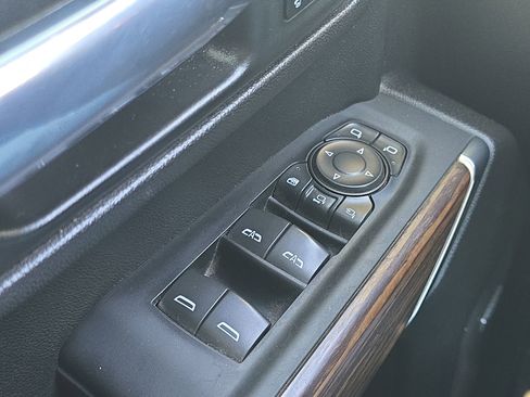 Used 2021 Chevrolet Silverado 3500 High Country w/ Technology Package image 14