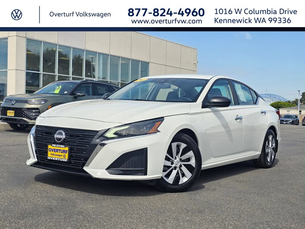 Used 2024 Nissan Altima 2.5 S FWD image 1