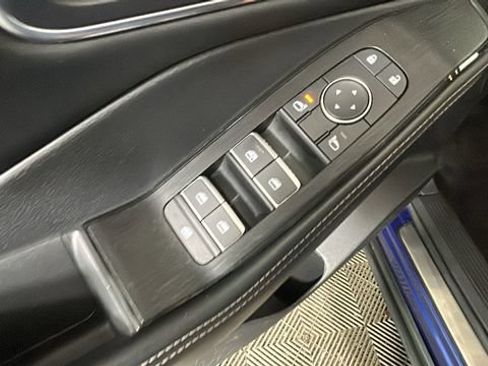 Used 2023 Nissan Rogue Platinum w/ Platinum Premium Package AWD/4WD image 10