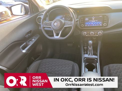 Used 2023 Nissan Kicks SV image 20