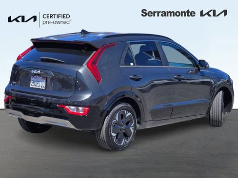 Certified 2024 Kia Niro Wind w/ Wind Preserve Package FWD image 4