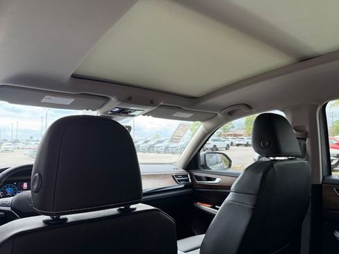 New 2026 Volkswagen Atlas SE image 19