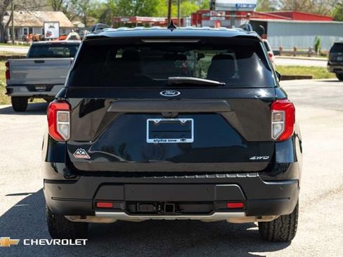 Used 2022 Ford Explorer Timberline image 7