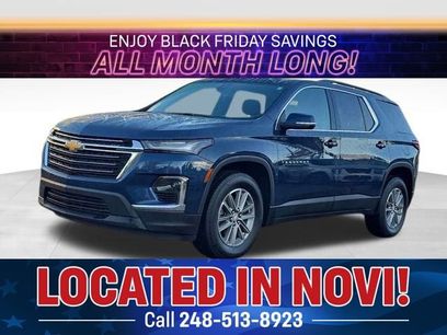 Used 2023 Chevrolet Traverse LT
