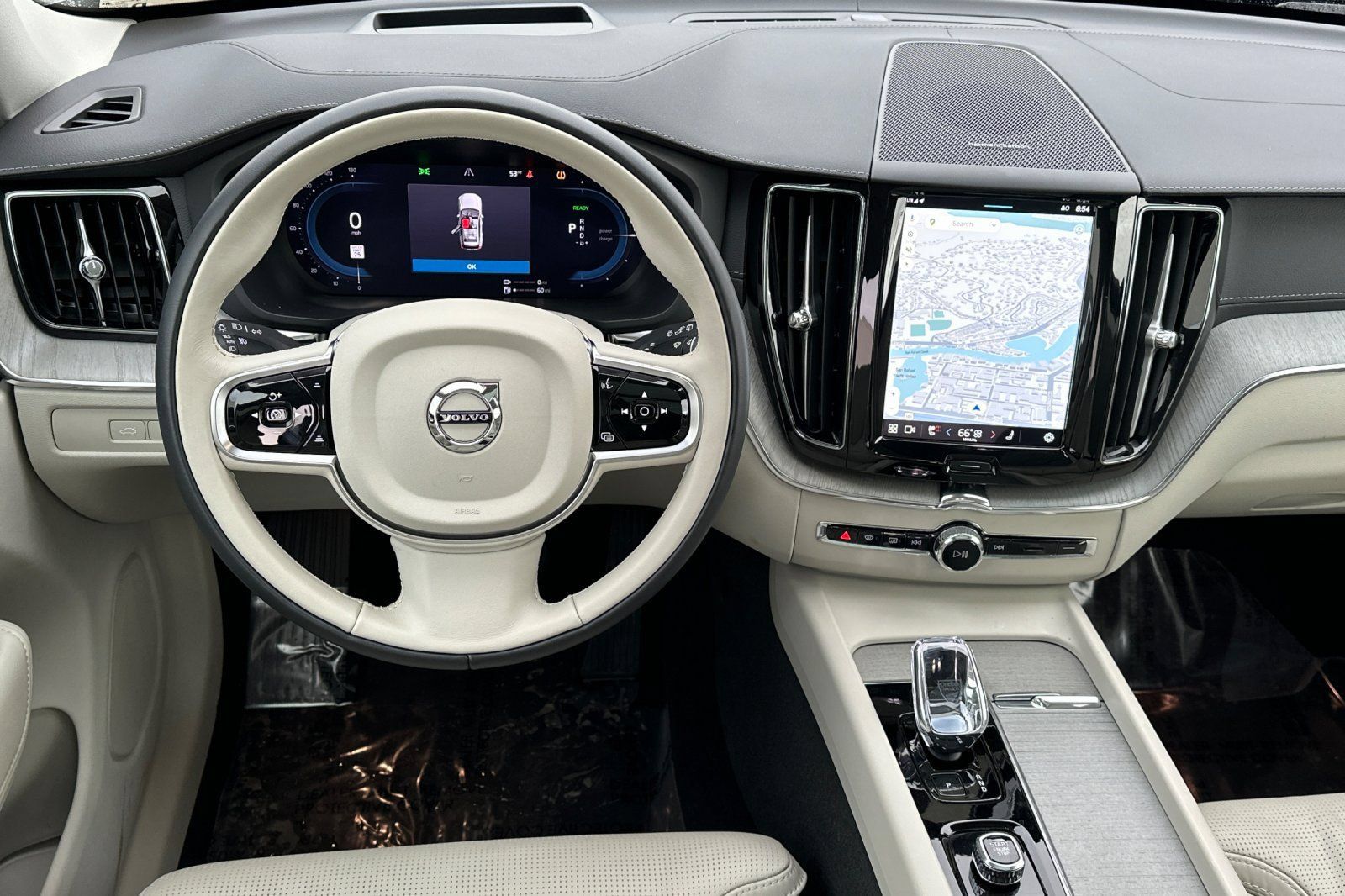 Used 2020 Volvo XC90 T8 Momentum w/ Protection Package AWD/4WD image 16