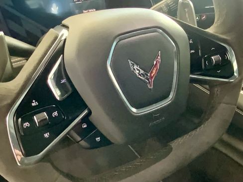 Used 2023 Chevrolet Corvette Stingray Coupe w/ Z51 Performance Package image 27