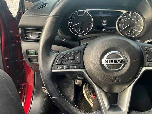 Used 2021 Nissan Sentra SV image 16