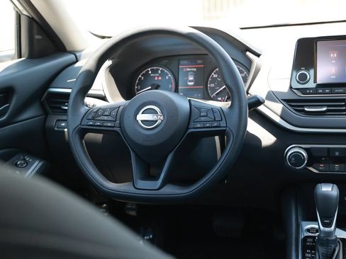 Used 2023 Nissan Altima 2.5 S FWD image 27