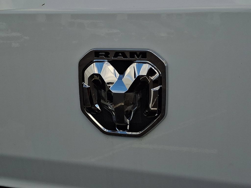 New 2026 RAM ProMaster 2500 w/ Quick Order Package 22G SLT FWD image 7