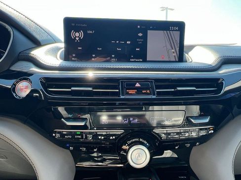 Used 2022 Acura MDX SH-AWD w/ Advance Package image 27