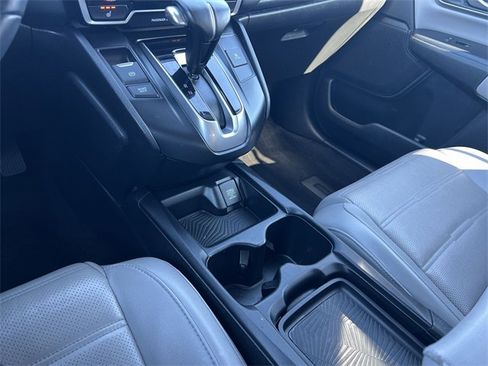 Used 2018 Honda CR-V Touring image 18