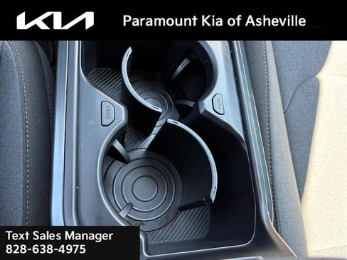 Certified 2025 Kia K4 FWD image 26