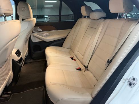 Certified 2024 Mercedes-Benz GLE 450e 4MATIC image 6