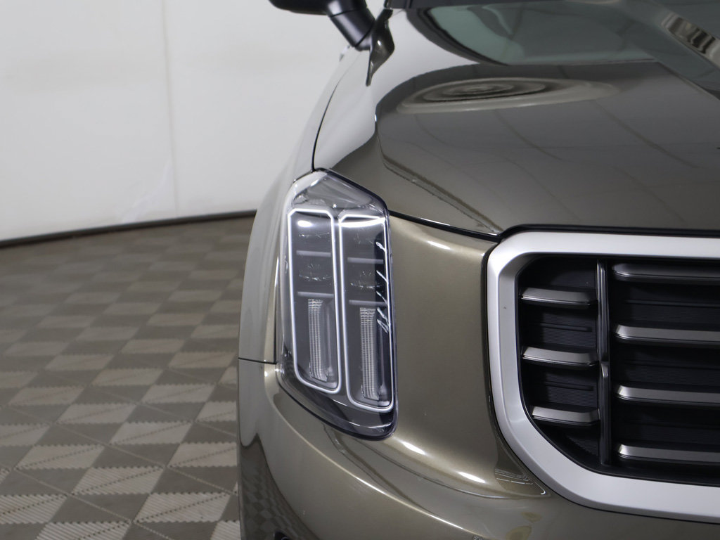 Certified 2025 Kia Telluride S FWD image 15