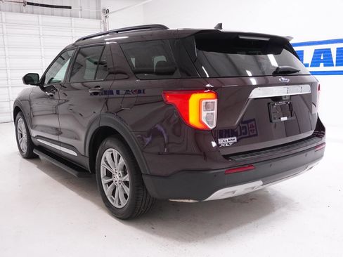Used 2023 Ford Explorer XLT w/ Equipment Group 202A RWD image 11