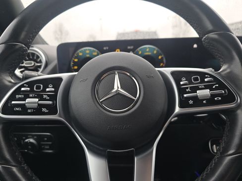 Used 2023 Mercedes-Benz GLA 250 4MATIC image 27