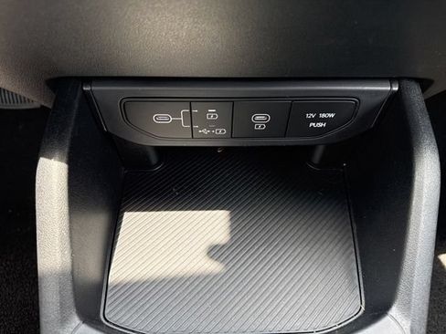 Used 2025 Kia K4 FWD image 26
