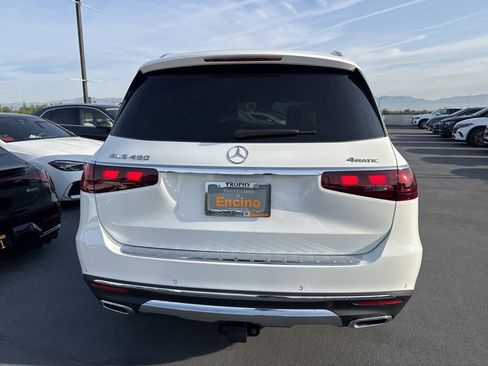 Used 2025 Mercedes-Benz GLS 450 4MATIC image 6