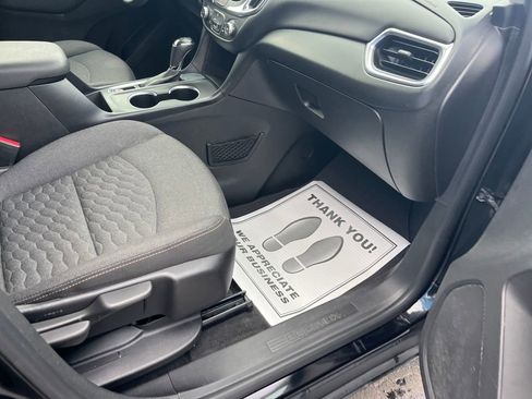 Used 2018 Chevrolet Equinox LT image 30