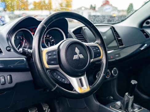 Used 2015 Mitsubishi Lancer Evolution GSR image 14