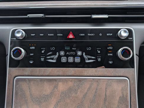 New 2026 Genesis GV80 2.5T Advanced AWD/4WD image 23