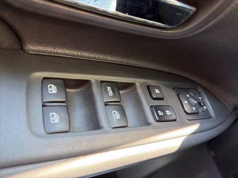 Used 2016 Mitsubishi Outlander SE FWD image 10