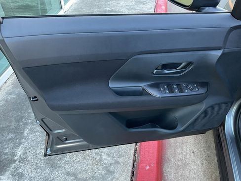 New 2026 Nissan Kicks S image 12