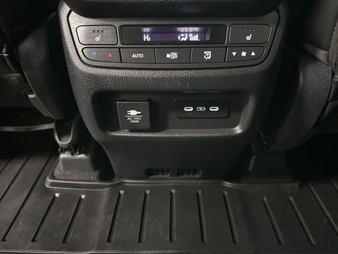 Used 2024 Honda Pilot Elite image 33
