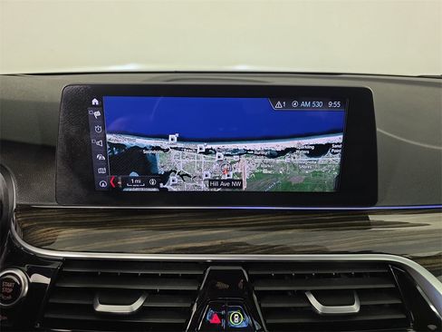 Used 2017 BMW 530i image 25