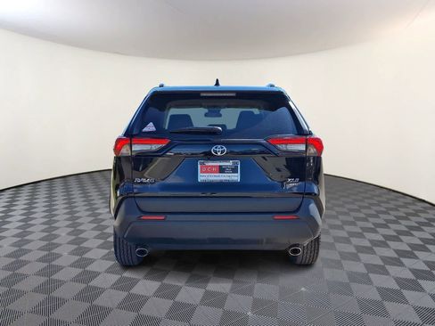 Used 2025 Toyota RAV4 XLE image 7