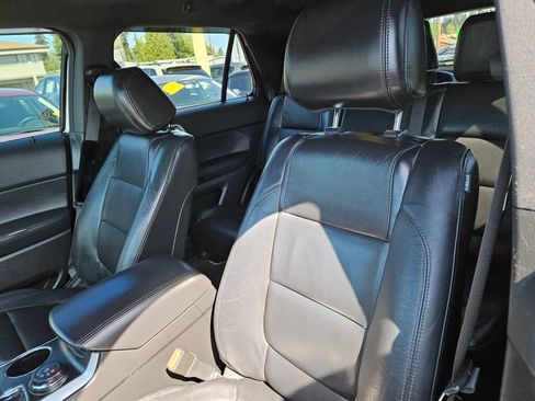 Used 2011 Ford Explorer XLT w/ 202A Rapid Spec Order Code AWD/4WD image 14