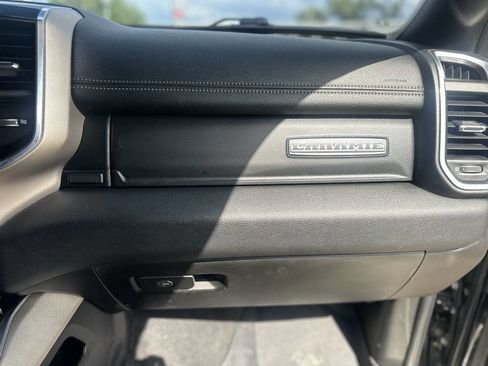 Used 2019 RAM 2500 Laramie AWD/4WD image 9