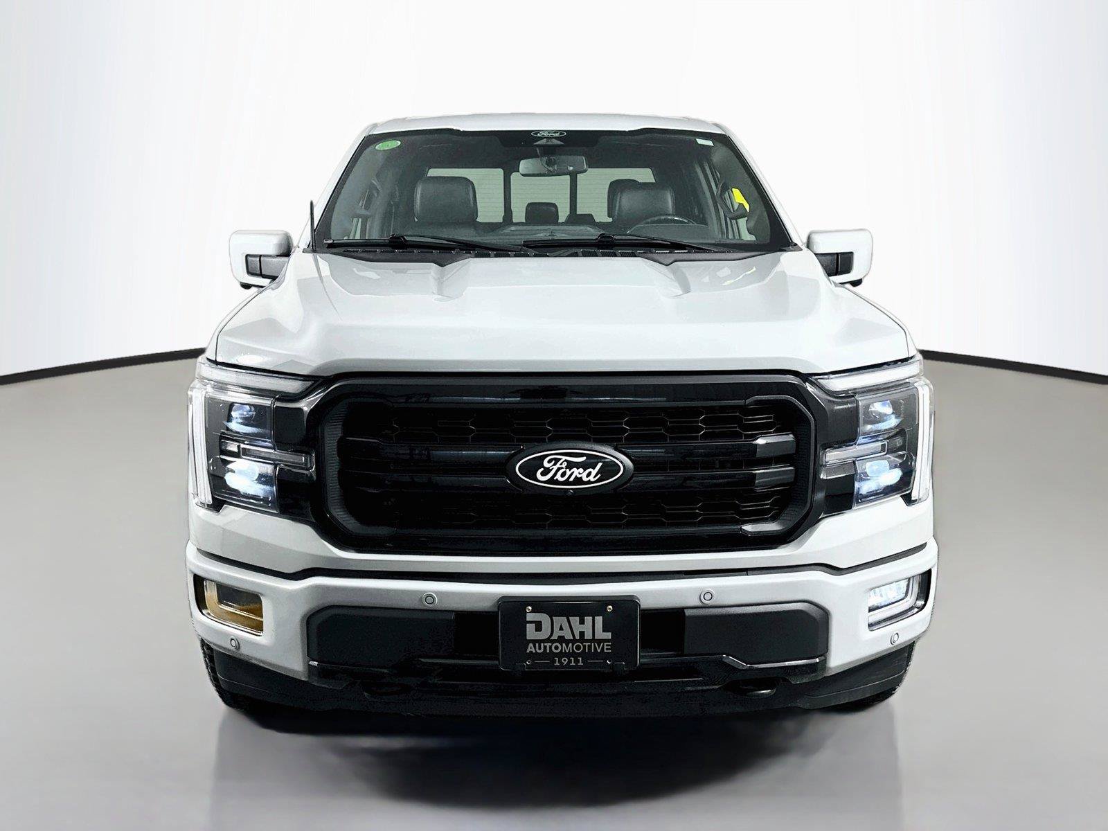 Used 2024 Ford F150 Lariat AWD/4WD image 3