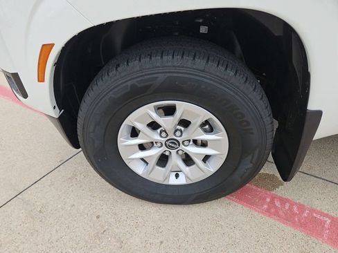 Used 2025 Nissan Frontier S RWD image 26