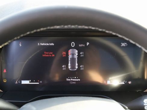 New 2025 Jeep Grand Cherokee Limited image 24