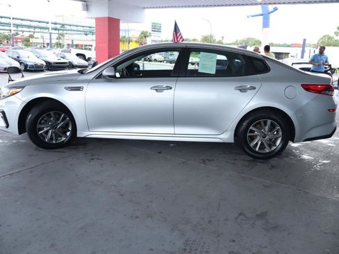 Used 2019 Kia Optima LX FWD image 10
