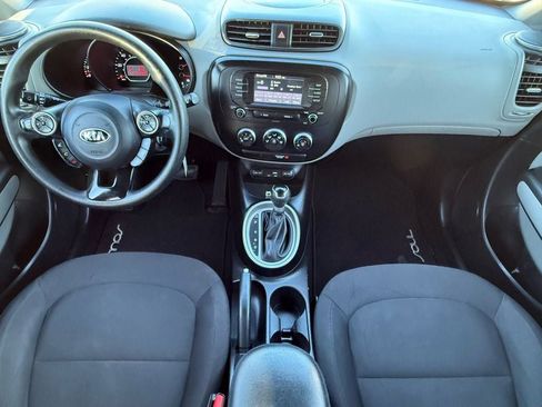 Used 2019 Kia Soul image 15