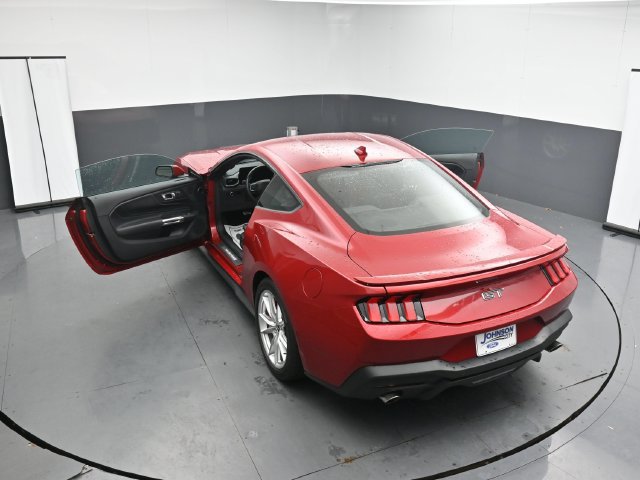 Used 2024 Ford Mustang GT Premium RWD image 38