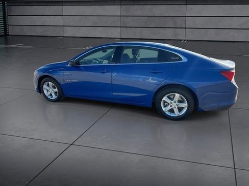 Used 2023 Chevrolet Malibu LS image 5