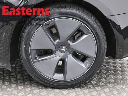 Used 2021 Tesla Model 3 Standard Range Plus image 30