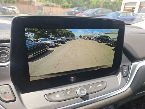Used 2025 Chevrolet Blazer LT FWD image 22