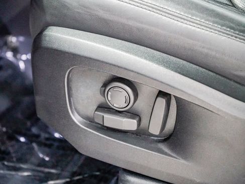 Used 2023 Land Rover Defender 110 V8 image 20