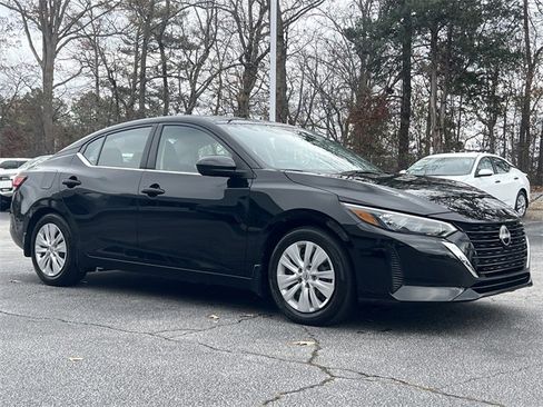 Certified 2024 Nissan Sentra S image 22