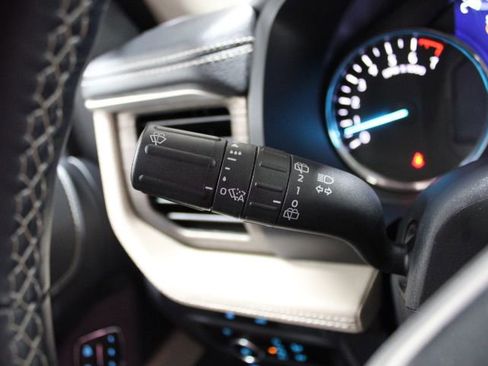 Used 2024 Ford Expedition Max Limited image 43