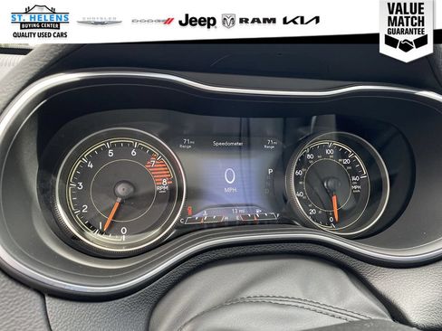 Used 2022 Jeep Cherokee Trailhawk w/ Sun, Sound & Nav Group AWD/4WD image 27