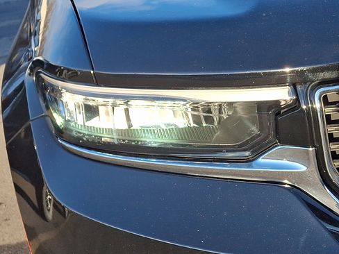 Certified 2023 Jeep Grand Cherokee Limited image 9