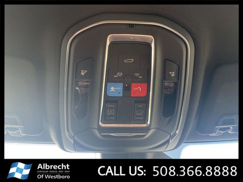 New 2026 Jeep Grand Cherokee Altitude AWD/4WD image 23