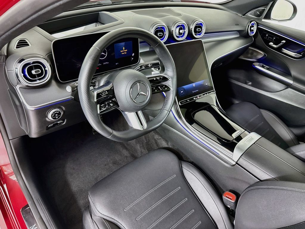 Used 2025 Mercedes-Benz C 300 Sedan image 9