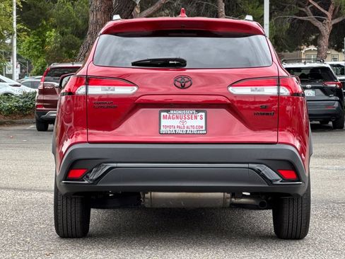 Certified 2024 Toyota Corolla Cross AWD Hybrid image 4
