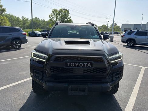 Used 2023 Toyota Tacoma TRD Pro AWD/4WD image 10